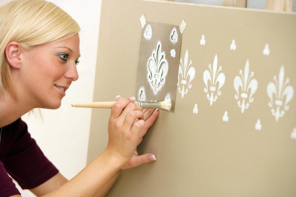 Трафареты для декора стен — как сделать своими руками