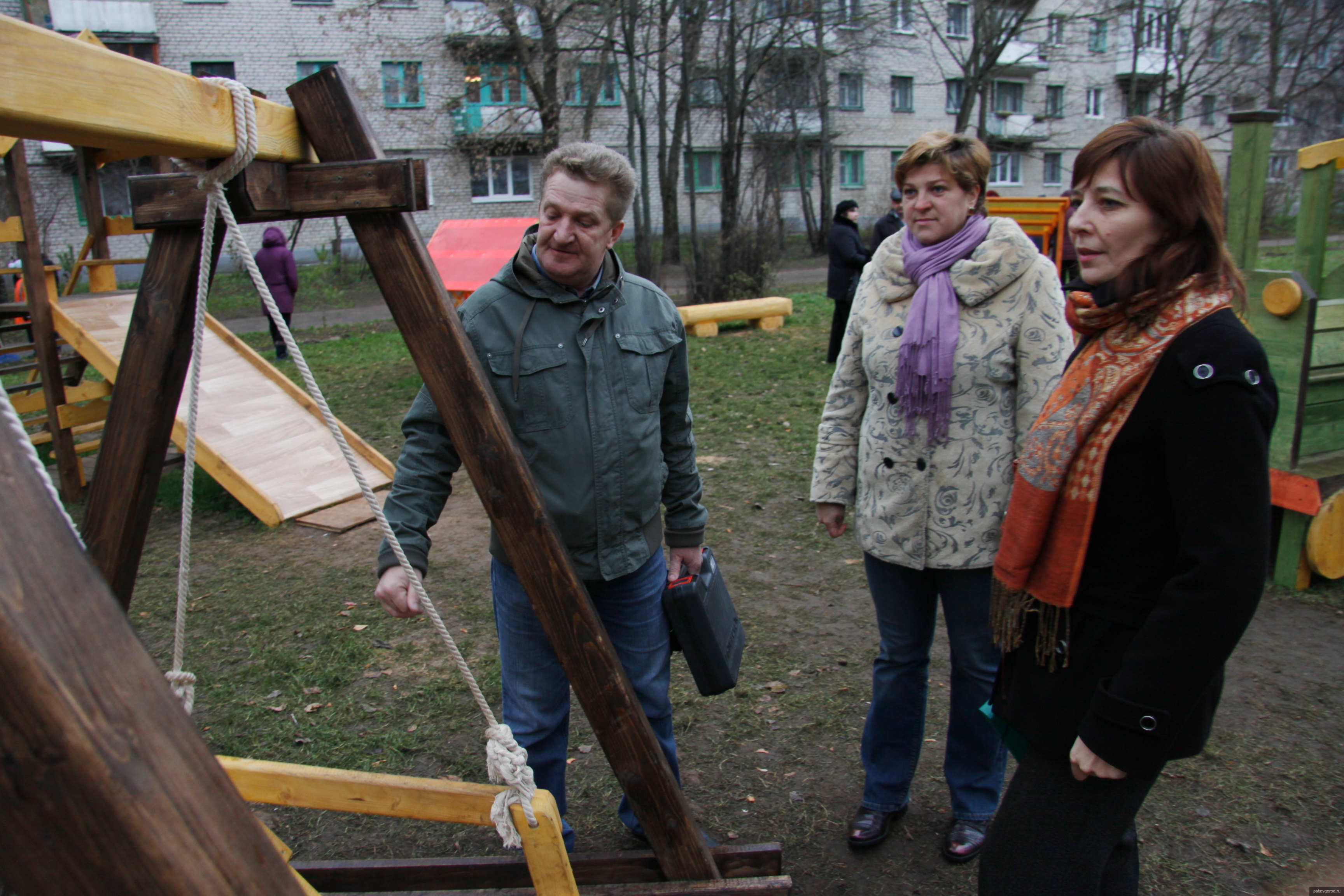 Гост на детские площадки: требования, расстояние, размеры