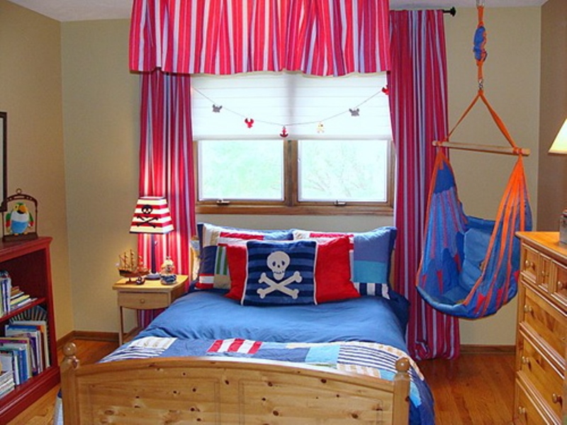 Шторы в детскую в морском стиле (51 фото): занавески в комнату для мальчика