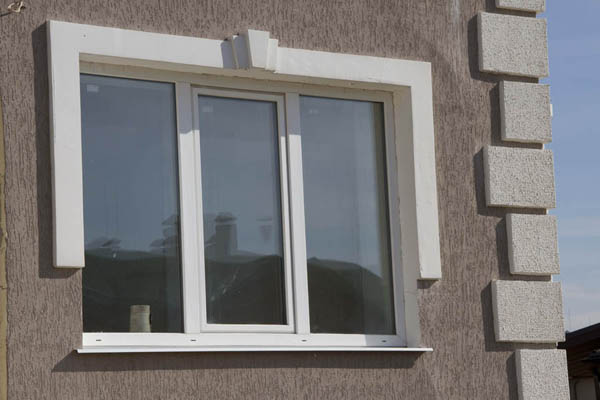 Какие откосы лучше для пластиковых окон?
