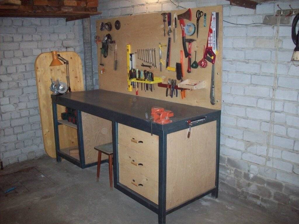 Как сделать верстак в гараже своими руками по чертежам: фото самодельных рабочих столов