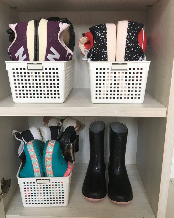 Как хранить обувь: в шкафу, прихожей и без коробок