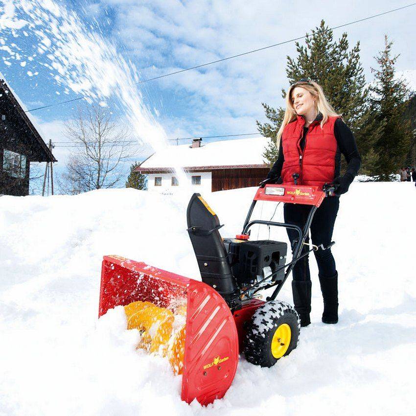 Снегоуборочная техника для дома и дачи: секреты выбора
