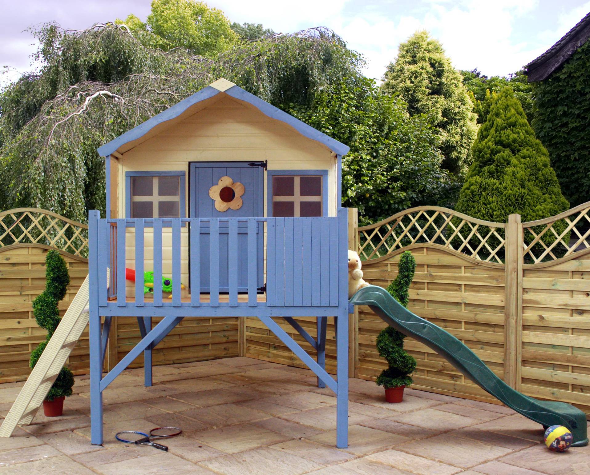 Игровой домик для детей: как построить на даче, во дворе, в квартире | дизайн интерьера