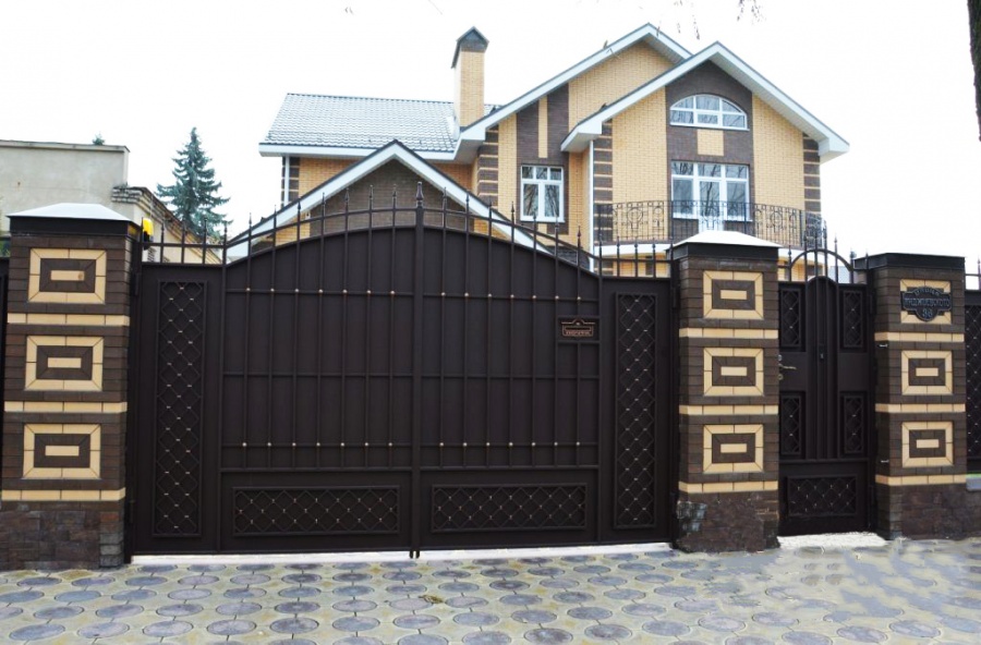 Март 2023 ᐈ ???? (+89 фото) красивые ворота для частных домов