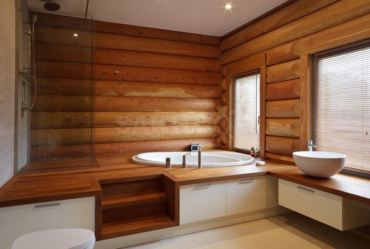 Отделываем плиткой ванную комнату своими руками в бревенчатом, деревянном, каркасном доме своими руками: чем лучше?