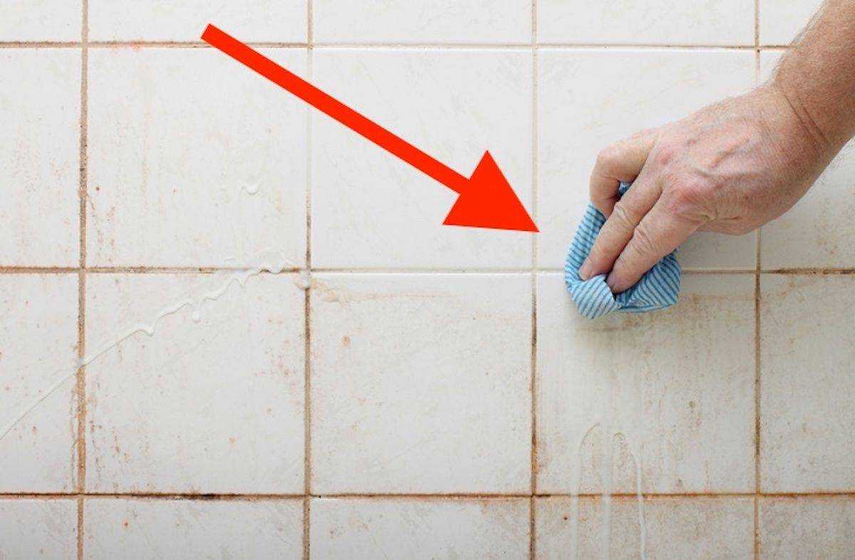 Как очистить плитку в ванной: уход за кафелем