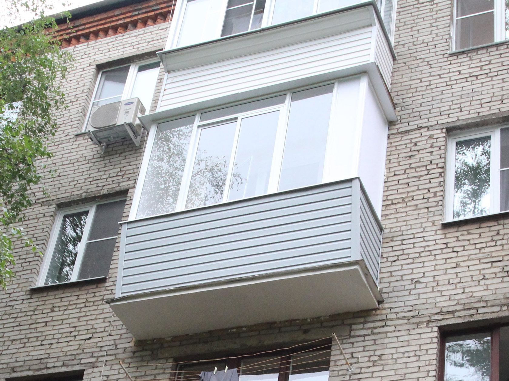 Почему сми пишут про штрафы за остеклённые балконы - жкх ньюс