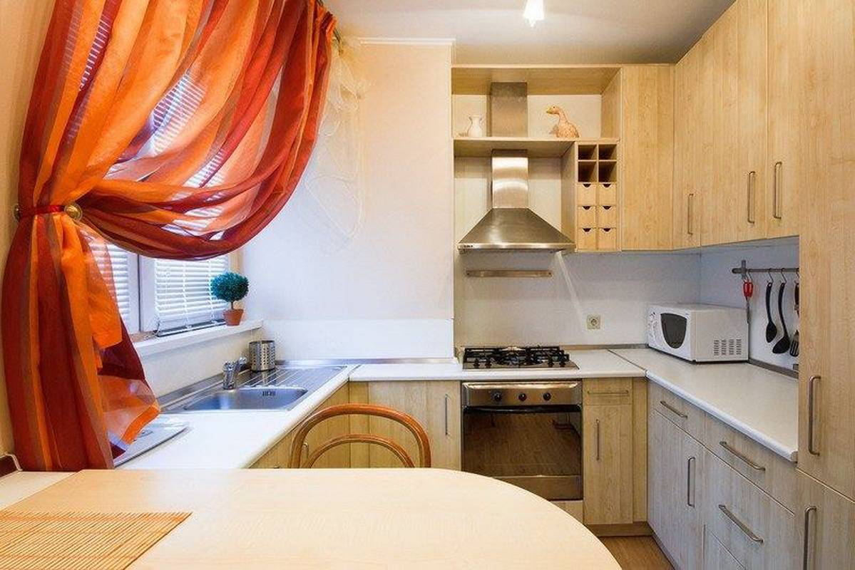 Дизайн кухни в хрущевке: фото реальных интерьеров маленькой кухни
