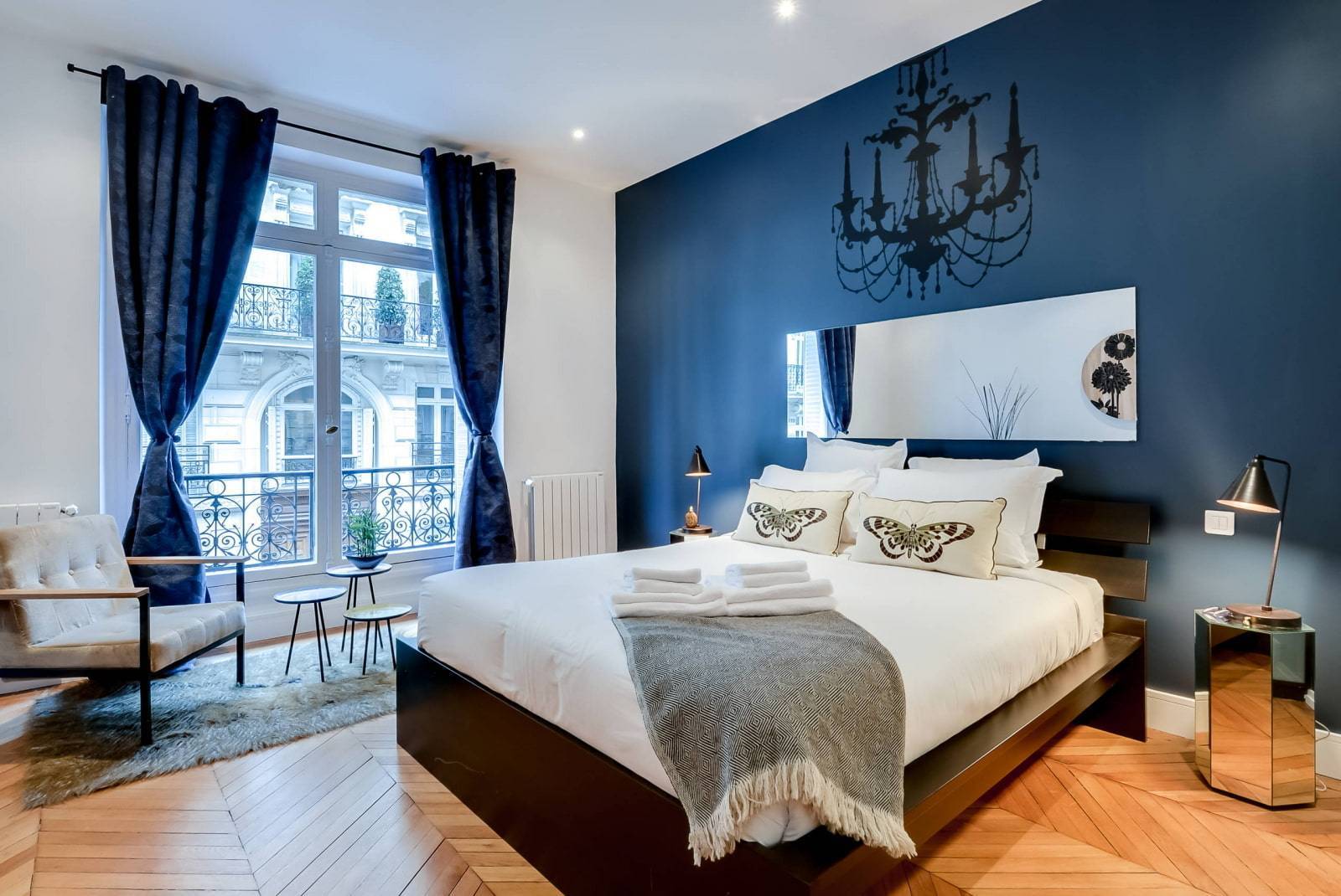 Дизайн интерьера спальни в синих тонах - 33 фото идеи синей спальни
