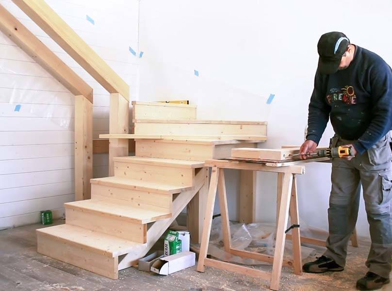 Изготовление лестниц деревянных: этапы работ