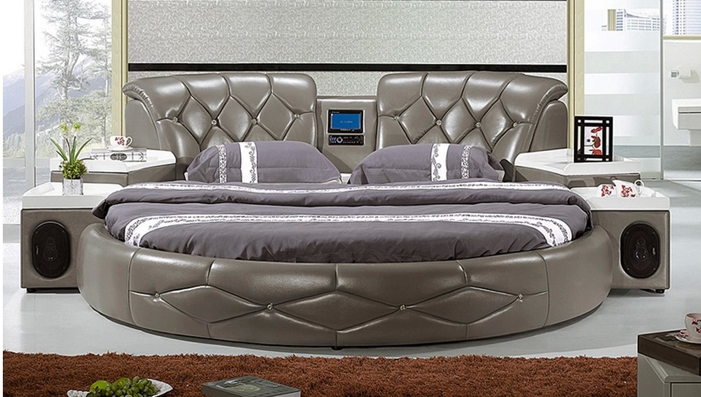 Современные диваны для спальни: 5 популярных моделей