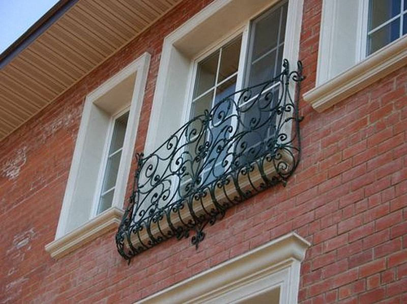 Французский балкон: что это такое, виды, плюсы и минусы, отзывы, фото внутри и снаружи