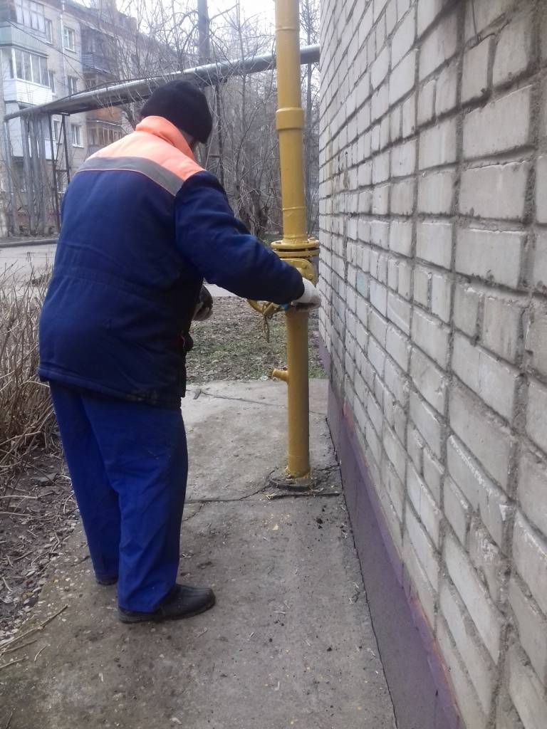 Каким цветом должны быть окрашены трубы системы отопления